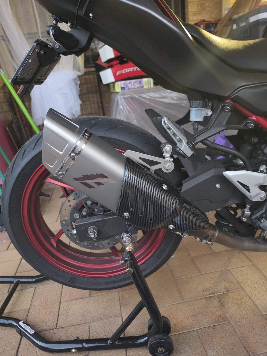 Exhaust tip 51mm Akr